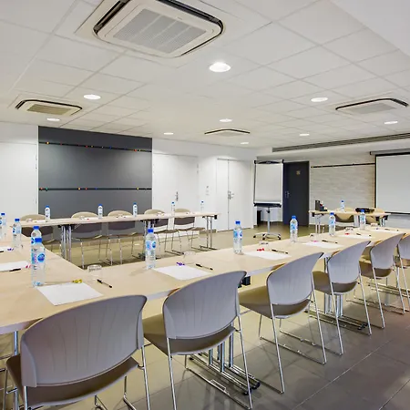 Aparthotel Appart'city Confort Toulouse Aeroport 3*