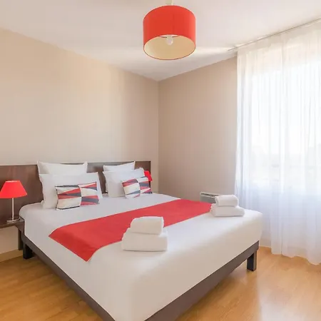 Aparthotel Appart'city Confort Toulouse Aeroport 3*