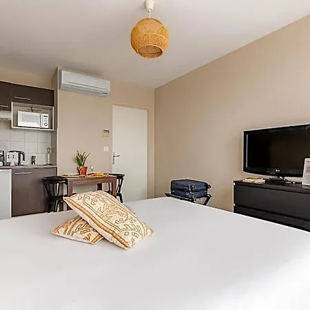 Aparthotel Appart'city Confort Toulouse Aéroport 3*