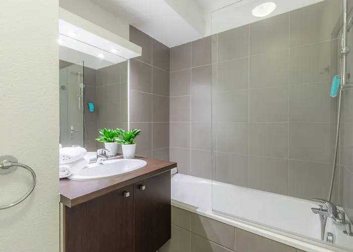 Aparthotel Appart'city Confort Toulouse Aeroport 3*